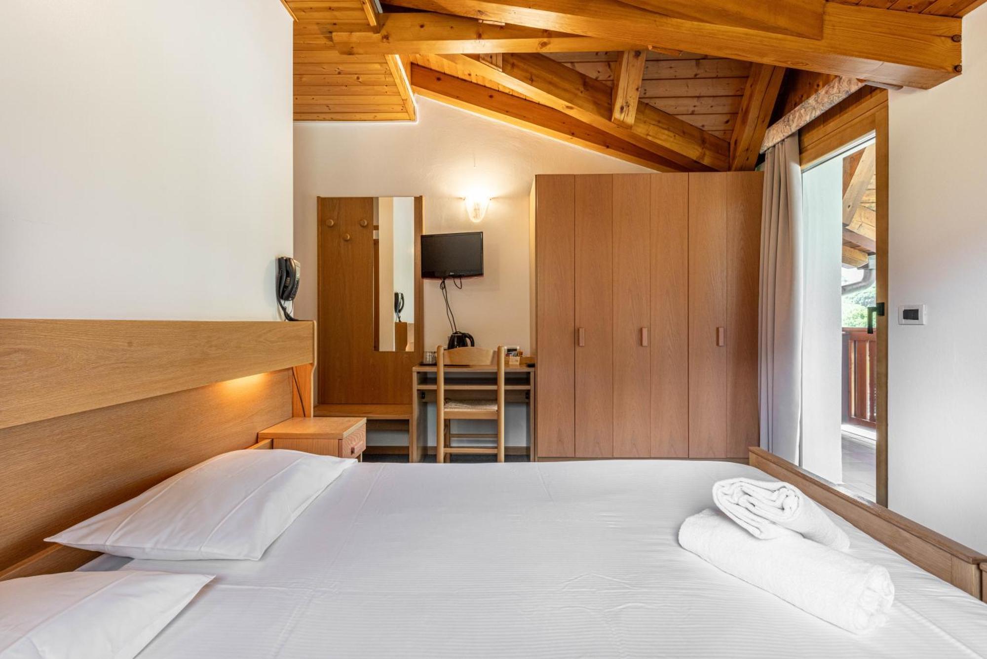 Hotel Laste' Caldes Dış mekan fotoğraf