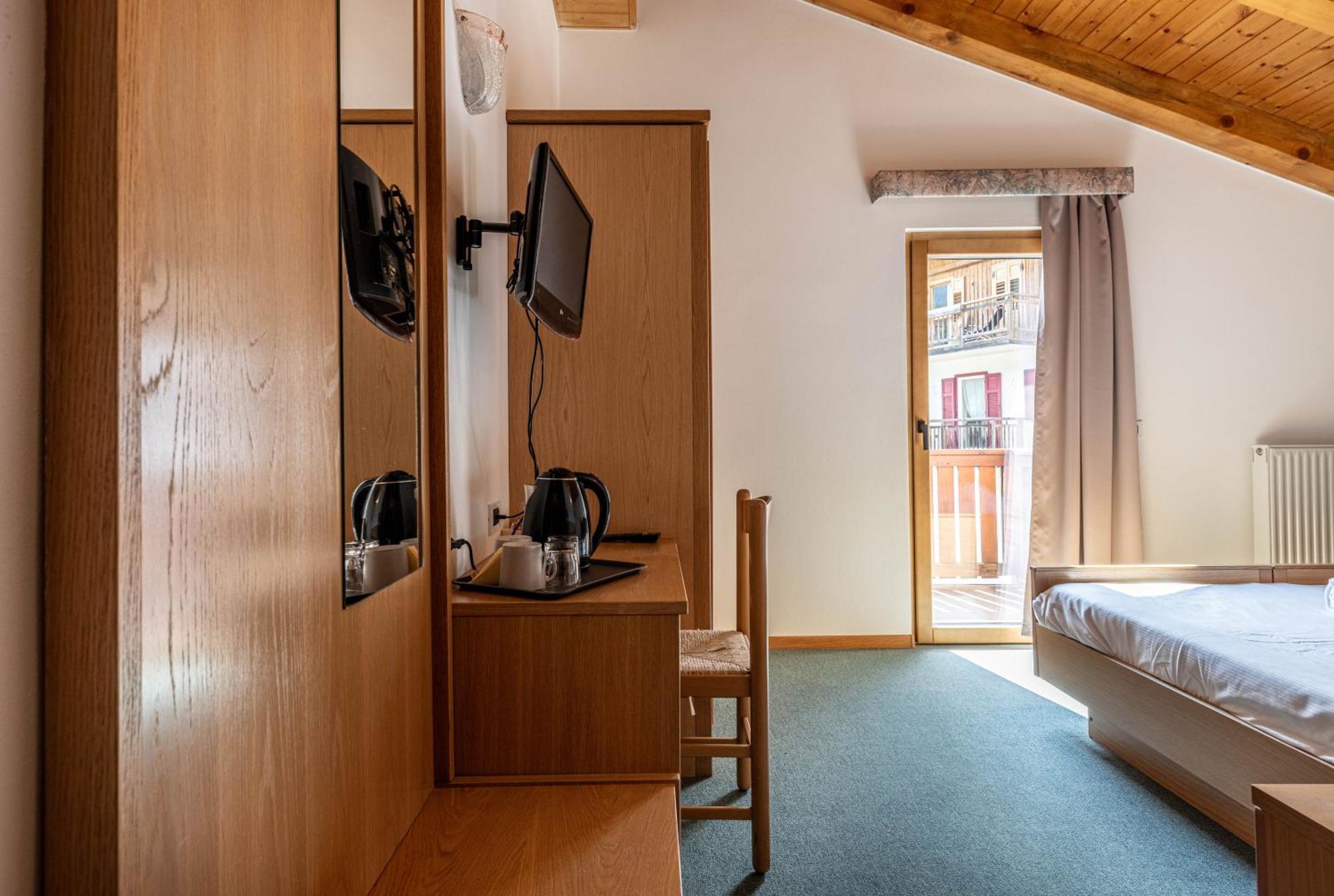Hotel Laste' Caldes Dış mekan fotoğraf