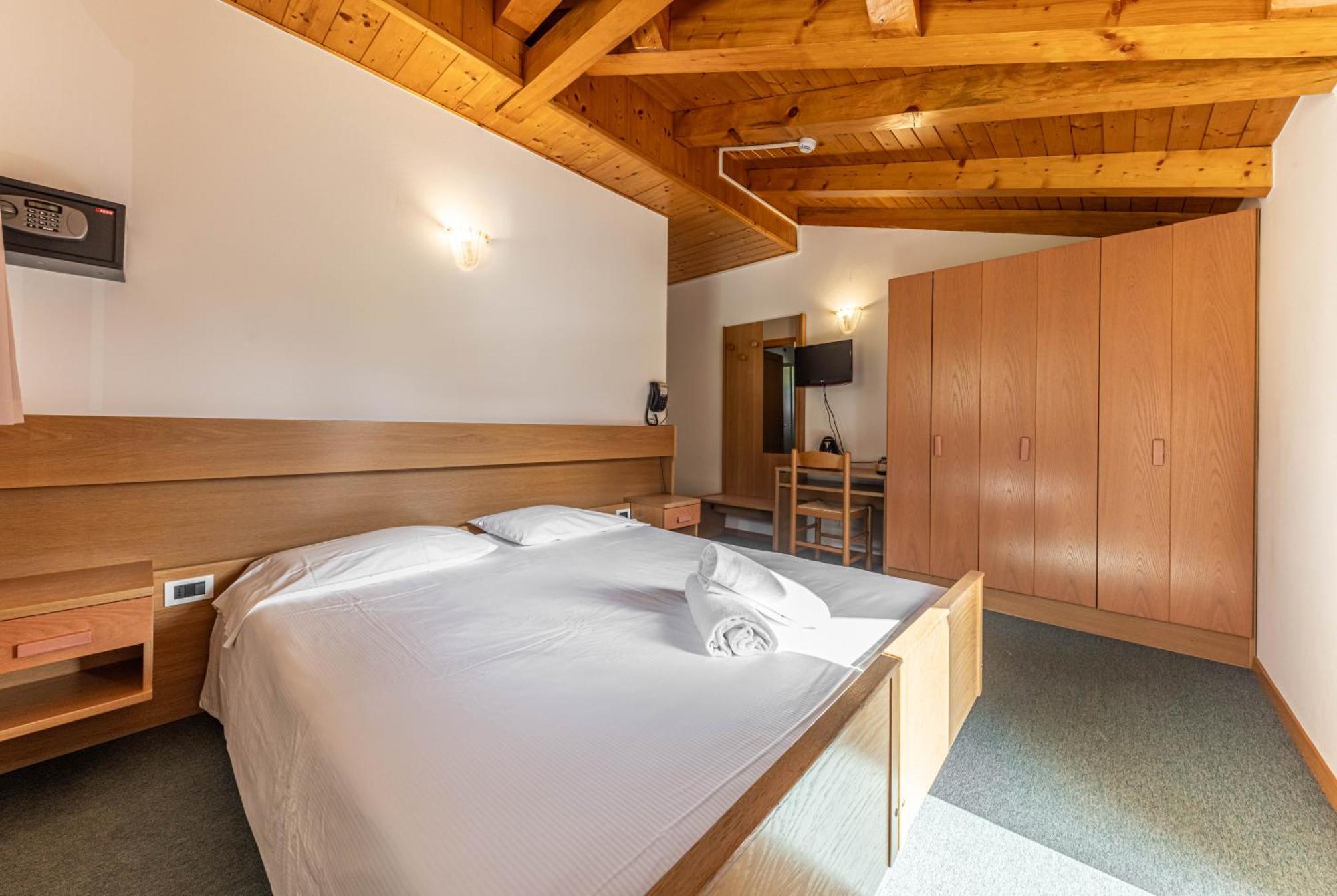 Hotel Laste' Caldes Dış mekan fotoğraf